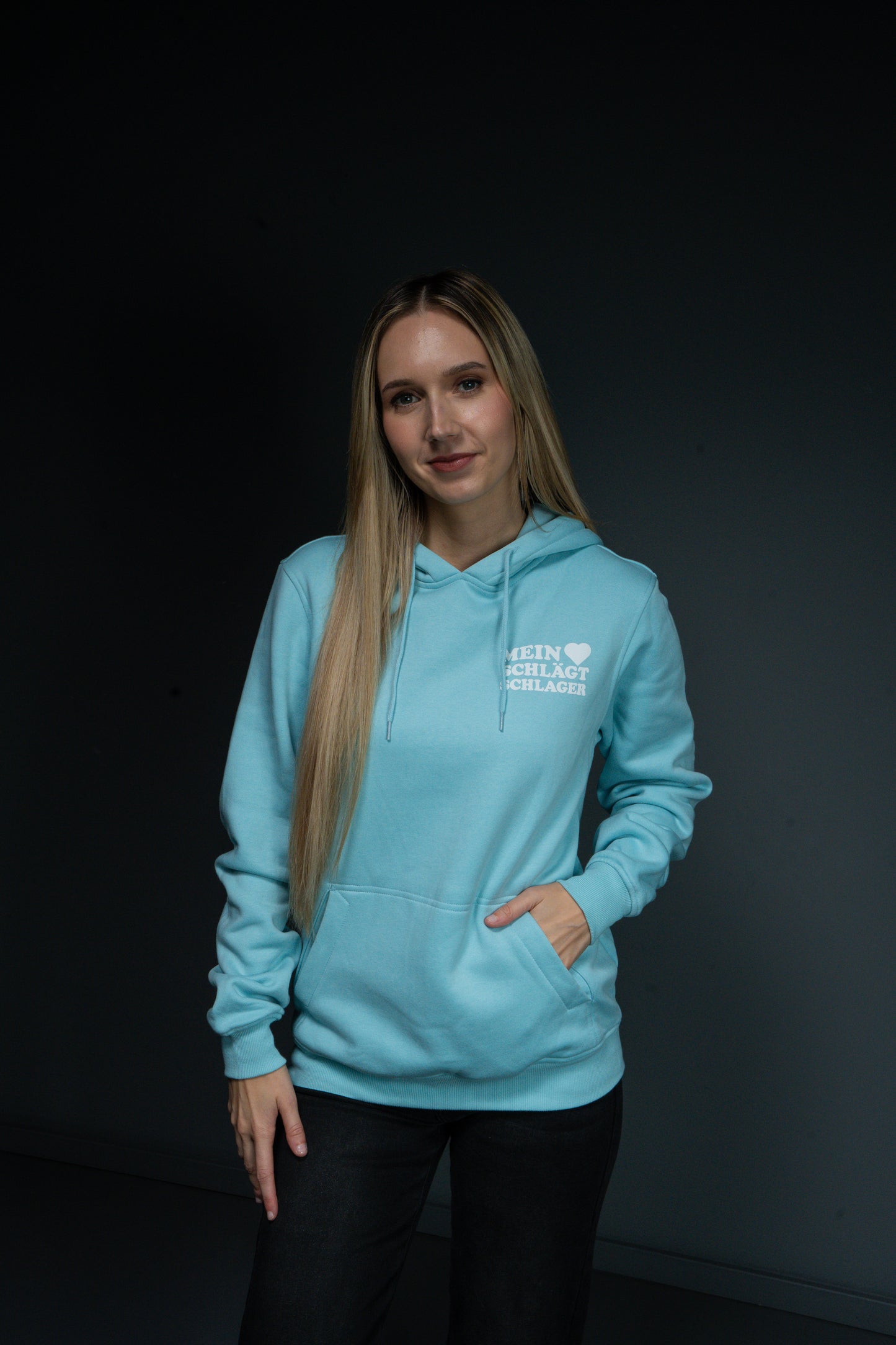 Schlager Logo Hoodie Blau mit kleinem Logo